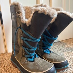Sorel Tivoli II boot tall